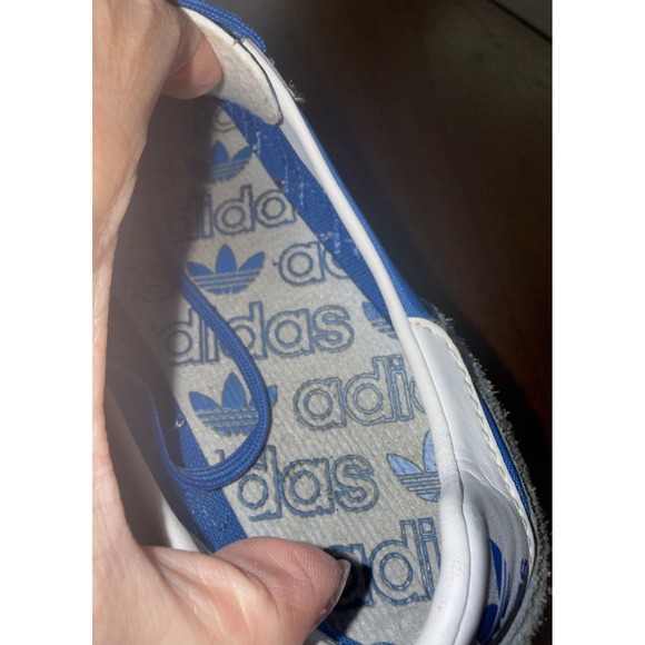 Adidas Blue White Red Retro Sneakers Womens Athletic Shoes Size 5 - Picture 10 of 11